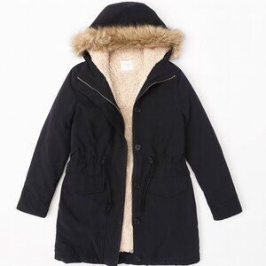 Abercrombie & Fitch Sherpa Lined Winter Coat Fur Hood Water Resistant Size M